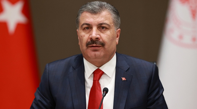 Sağlık Bakanı  Koca, tatilcileri uyardı