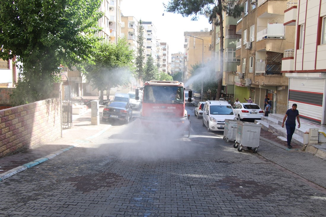 Haliliye Belediyesi, bayramda da çalışmalara ara vermiyor