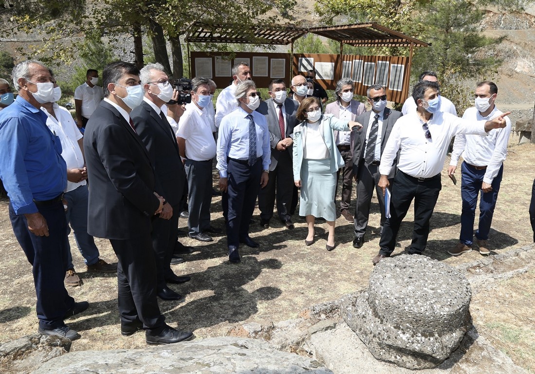 BAKAN YARDIMCISI DEMİRCAN YESEMEK’İ ZİYARET ETTİ