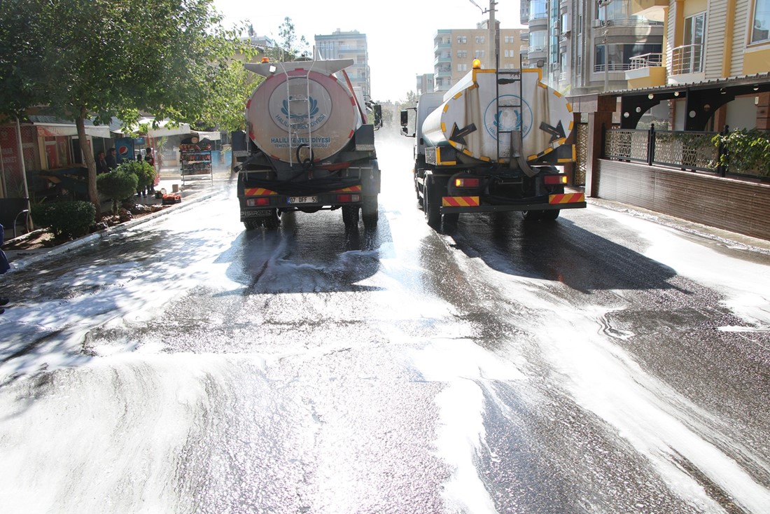HALİLİYE’DE SALGINLA MÜCADELE ARALIKSIZ SÜRÜYOR