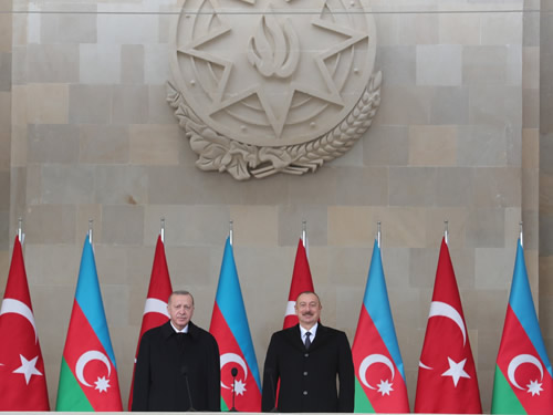 “AZERBAYCAN, DESTAN YAZMAYA DEVAM EDECEKTİR”